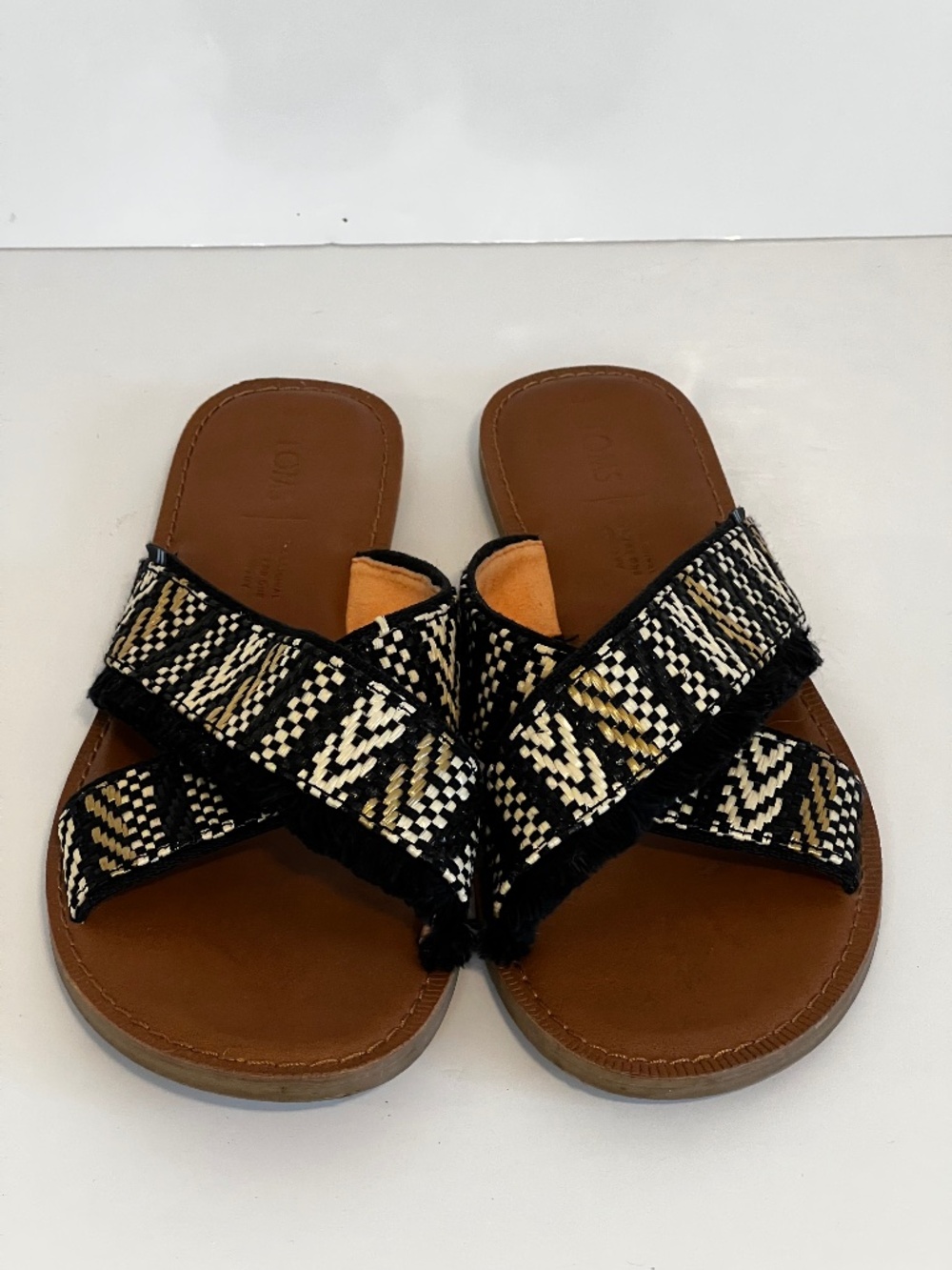 Toms Viv Black Geometric Woven Sandals Slip On Sandal Open Toe EUC Size 8
